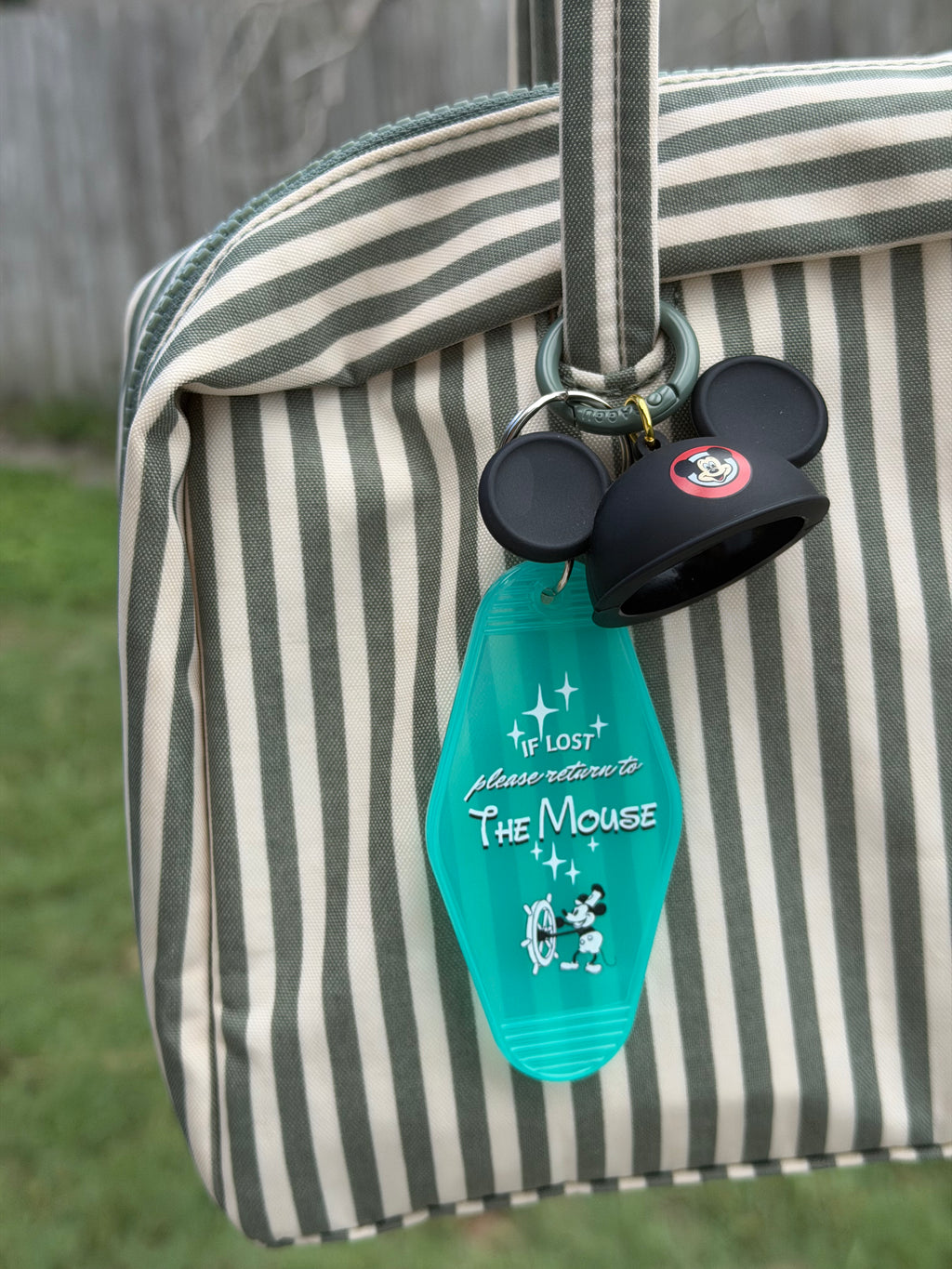 Retro Mouse Keychain